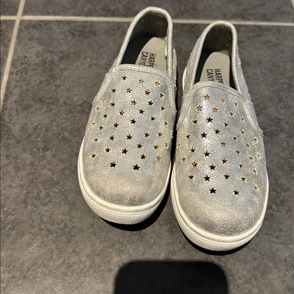 Harper Canyon Silver Star Kids Shoes